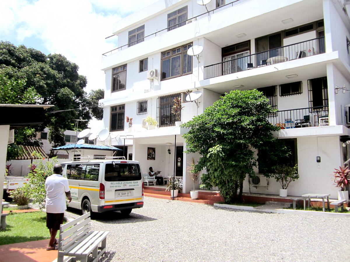 Kwasi Affum Apartments Аккра Екстер'єр фото